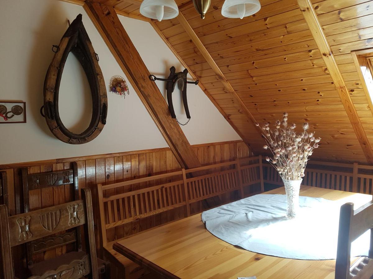 Hostinec Selsky Dvur Zbiroh Buitenkant foto